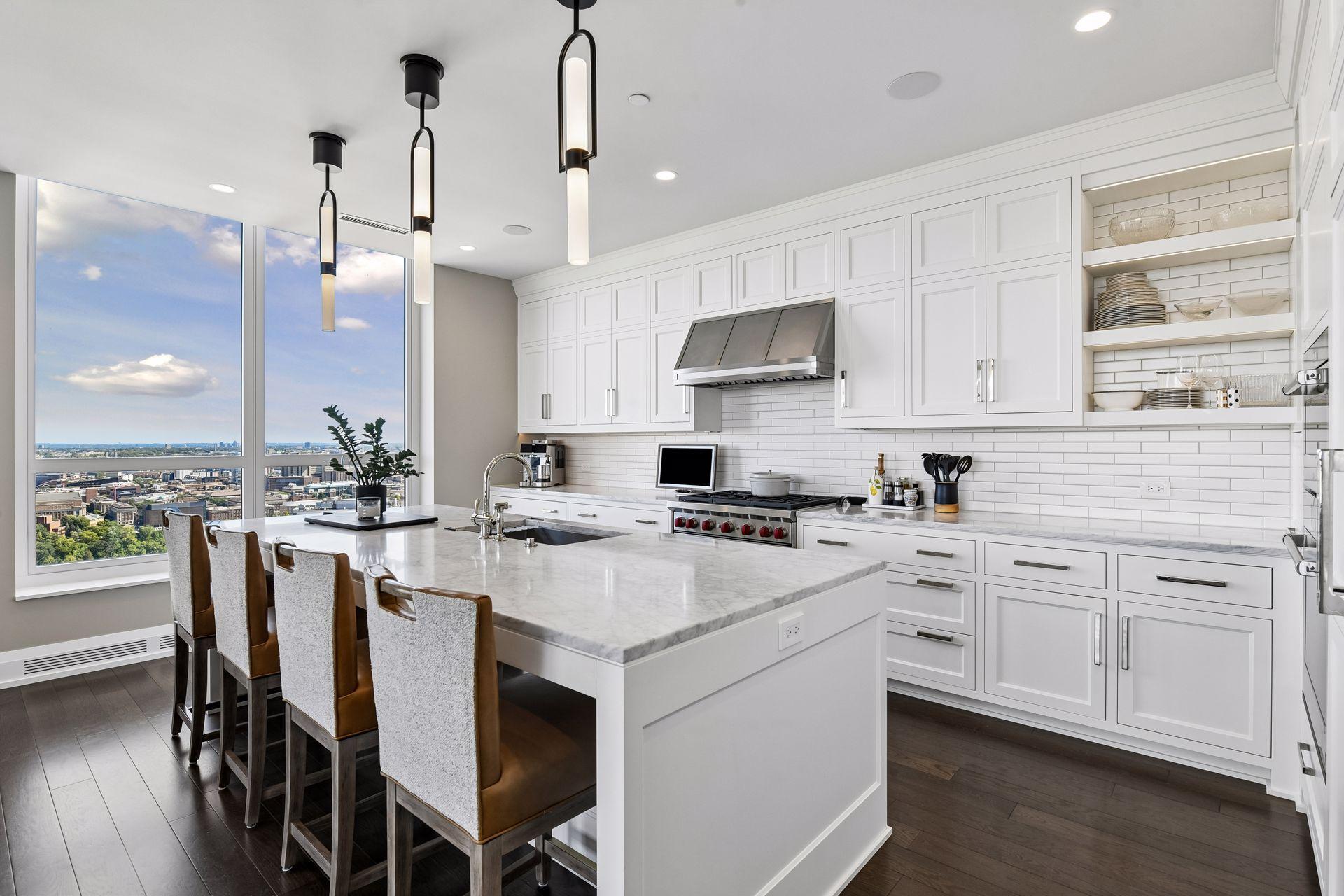 1111 W River Parkway Unit: 32C