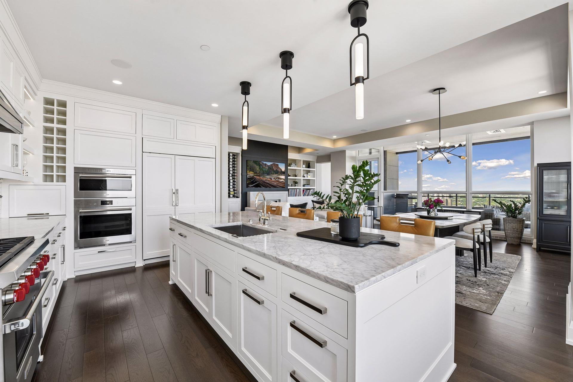 1111 W River Parkway Unit: 32C