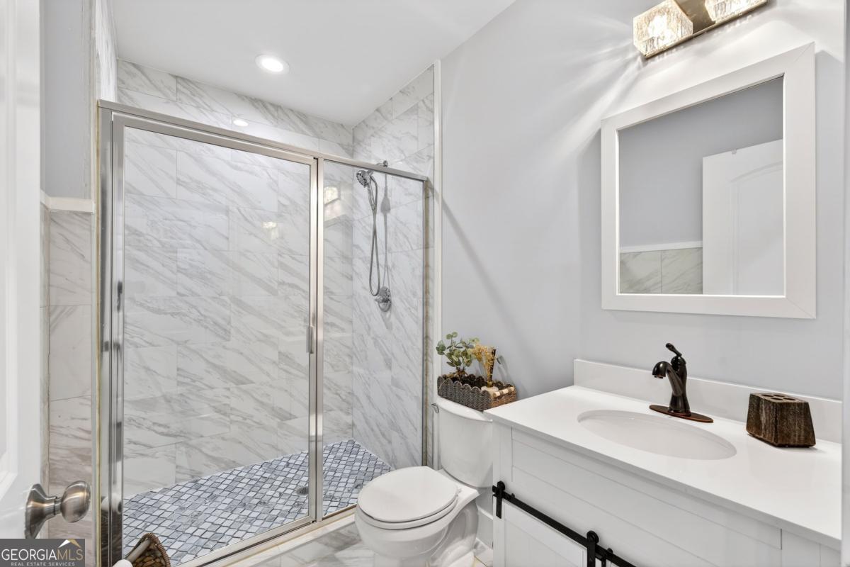 325 Saddle Creek Circle