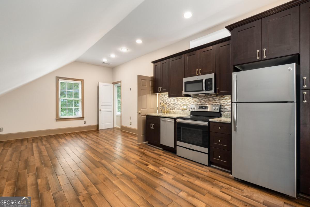 3786 Turnberry Court