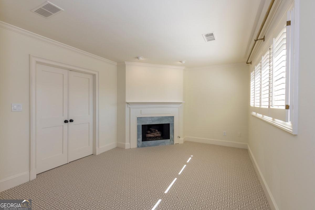 120 Summerour Vale