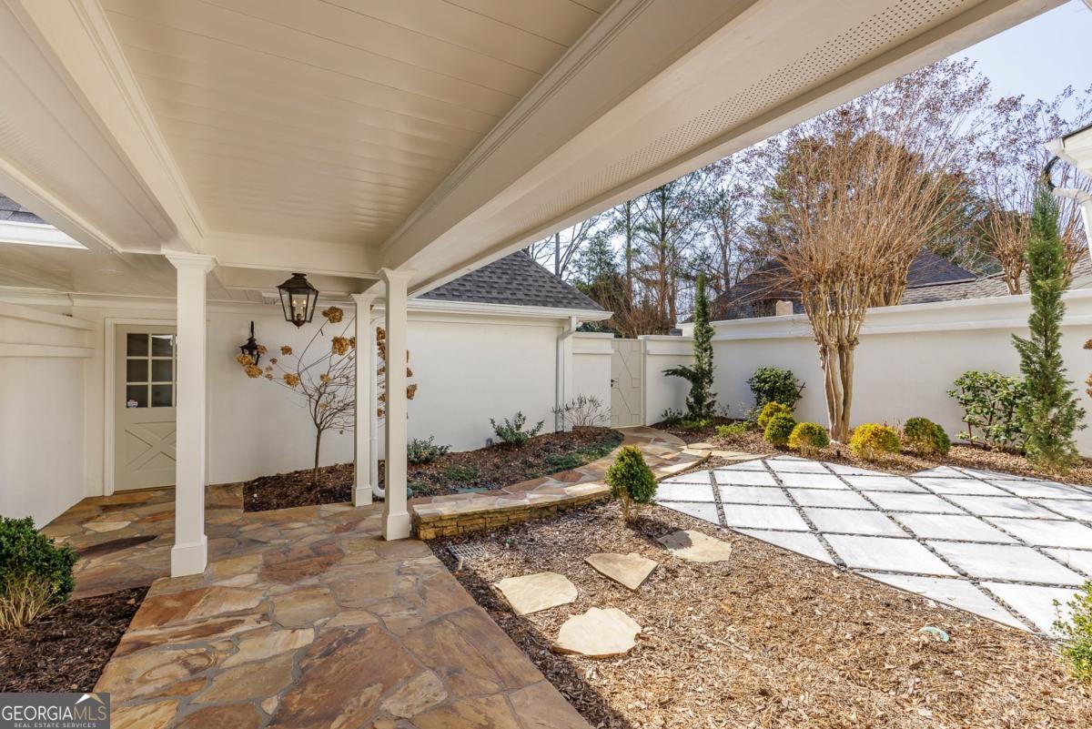 120 Summerour Vale