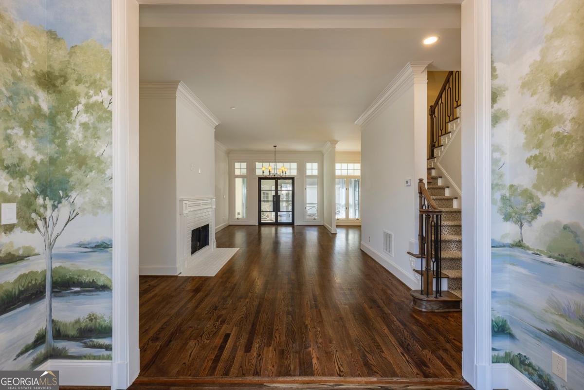 120 Summerour Vale
