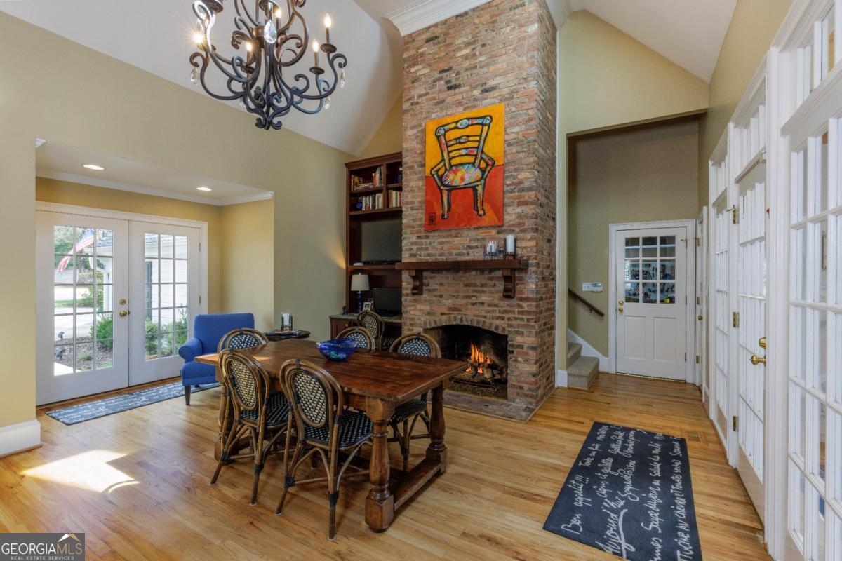 3866 Turnberry Court