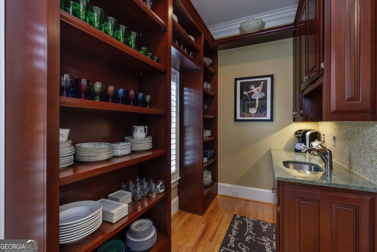 3866 Turnberry Court