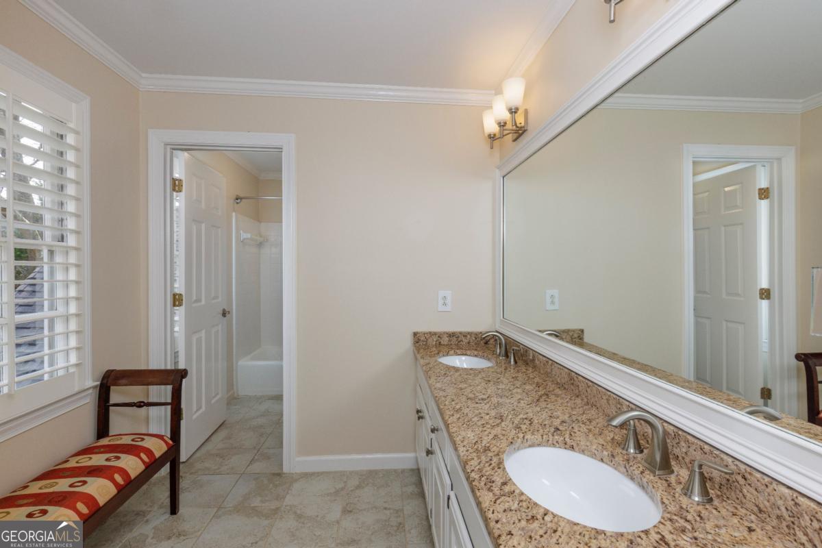 3866 Turnberry Court