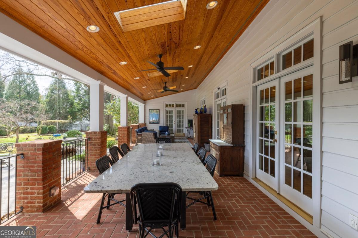 3866 Turnberry Court