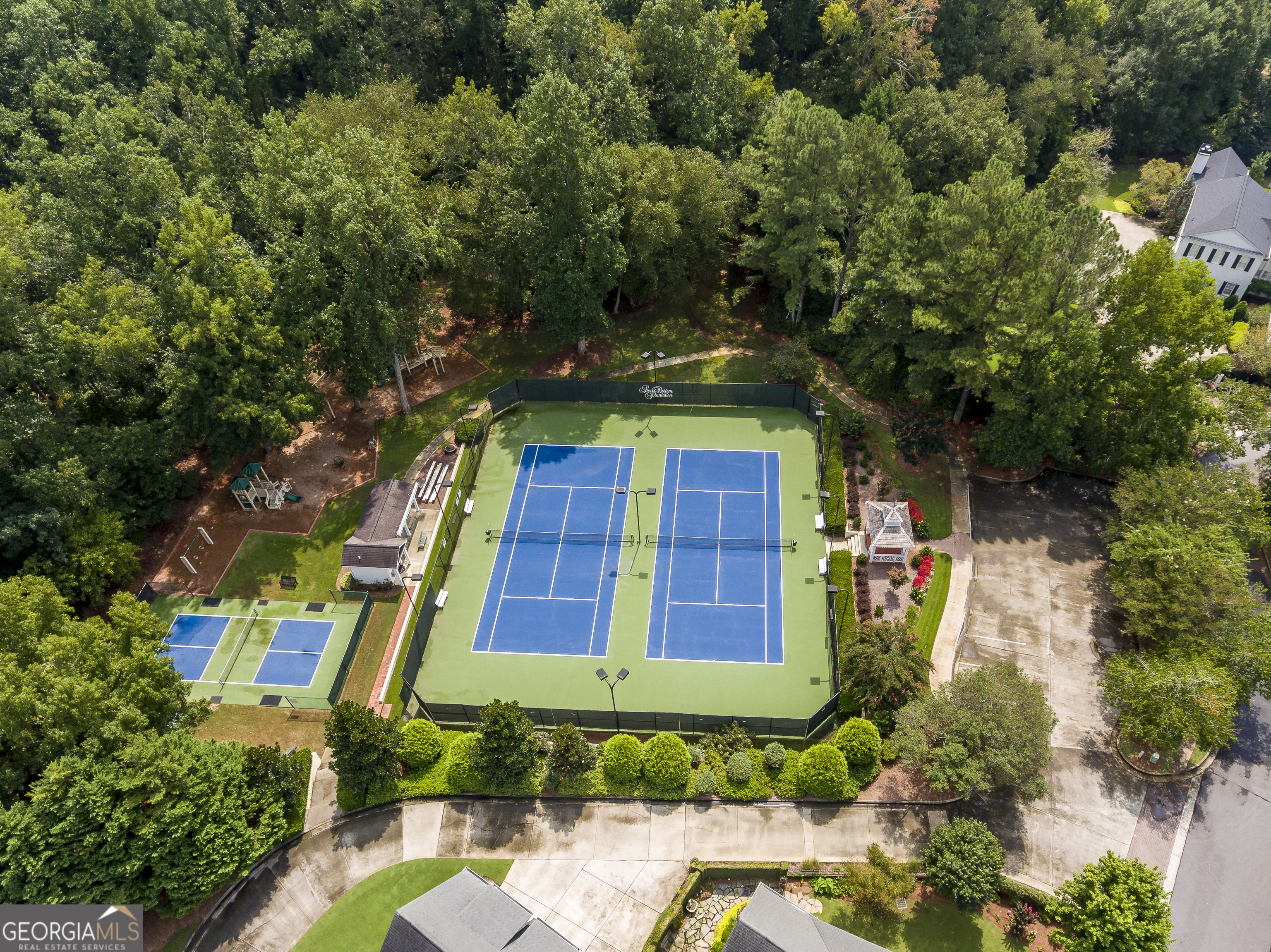 3866 Turnberry Court
