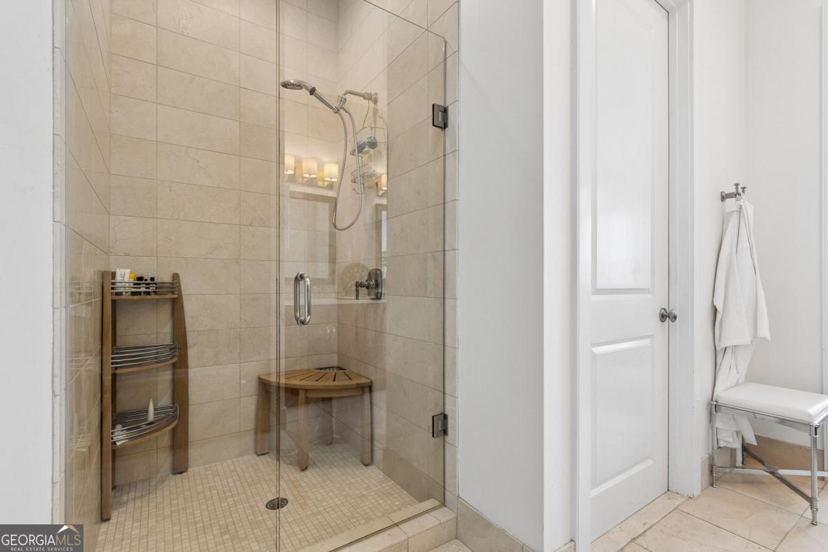 3630 Peachtree Road NE # 1809