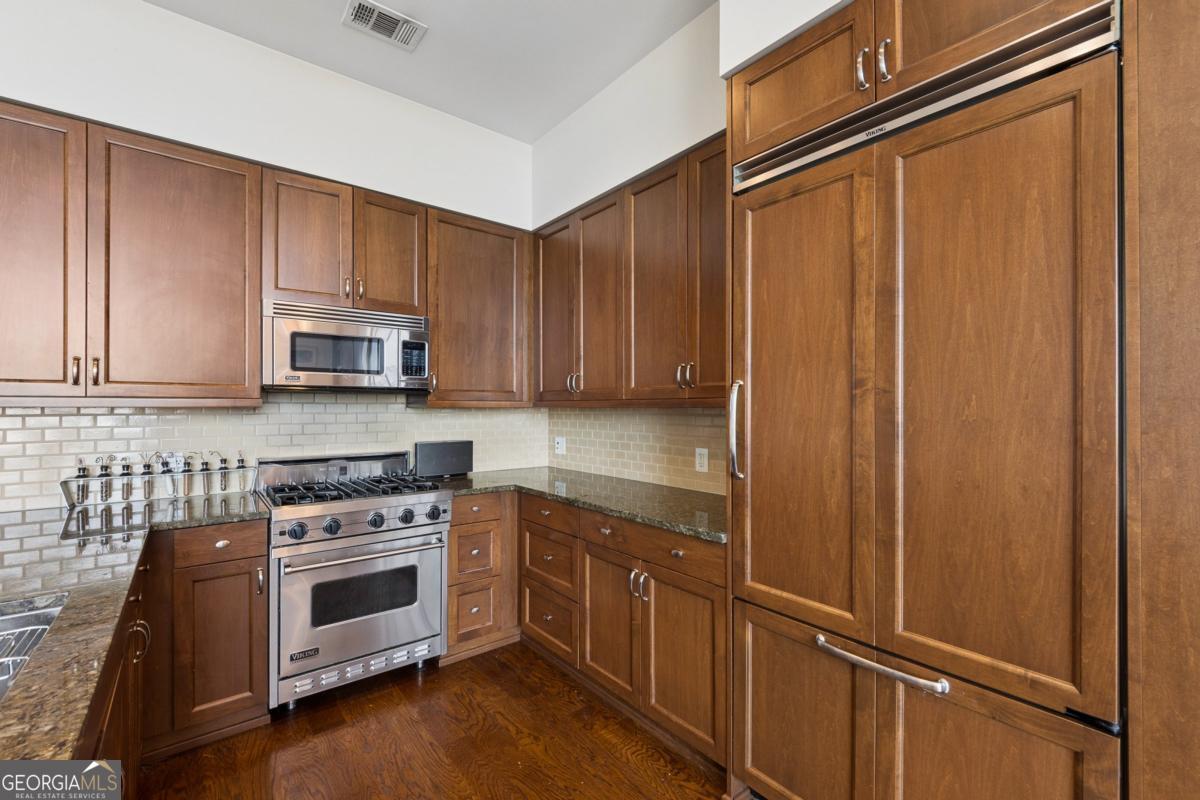 3630 Peachtree Road NE # 1809