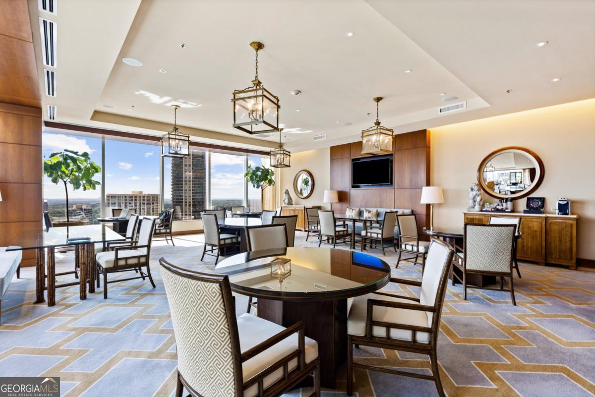 3630 Peachtree Road NE # 1809