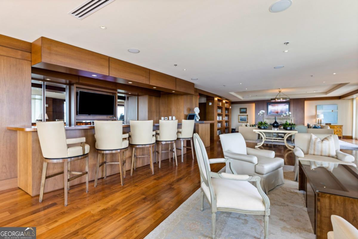 3630 Peachtree Road NE # 1809