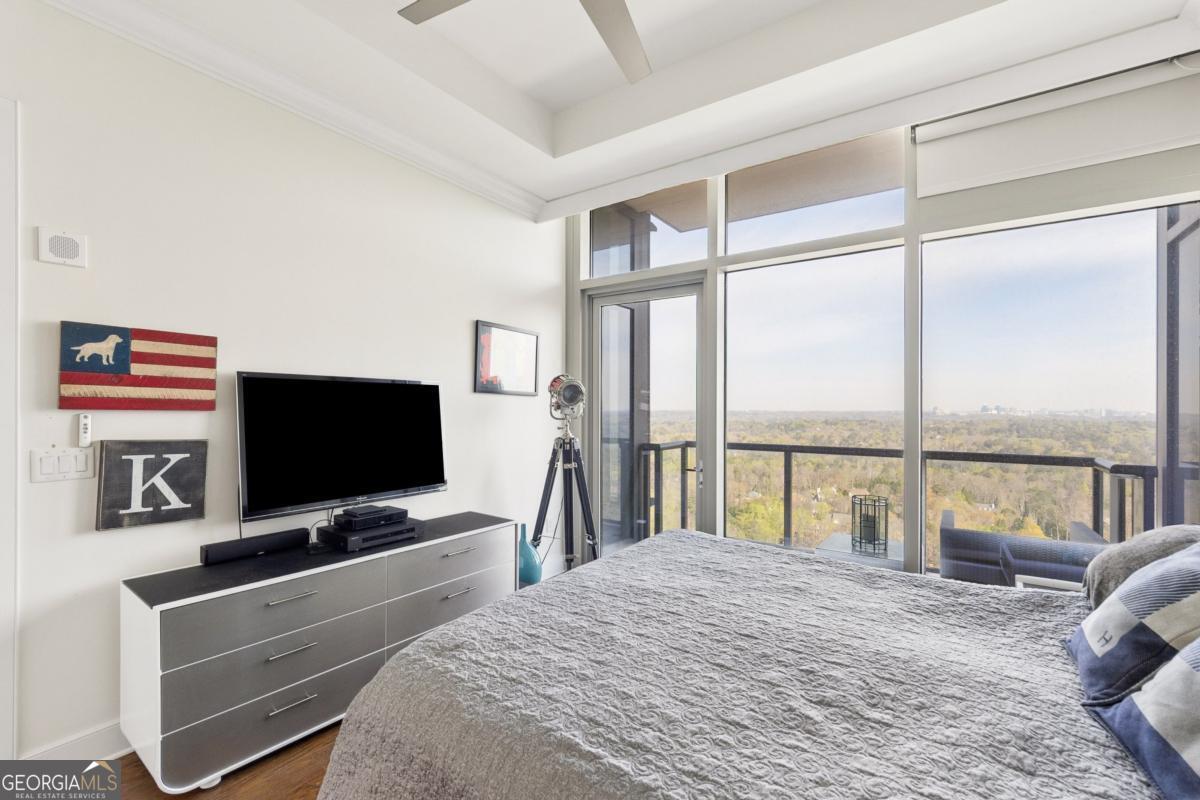 3630 Peachtree Road NE # 1809