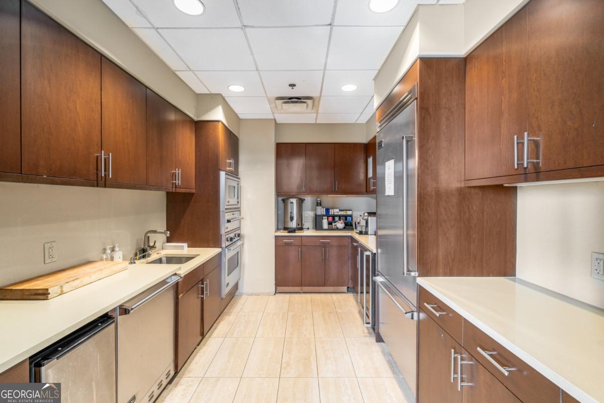 3630 Peachtree Road NE # 1809