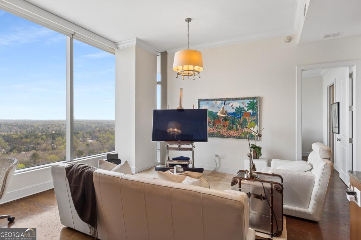 3630 Peachtree Road NE # 1809