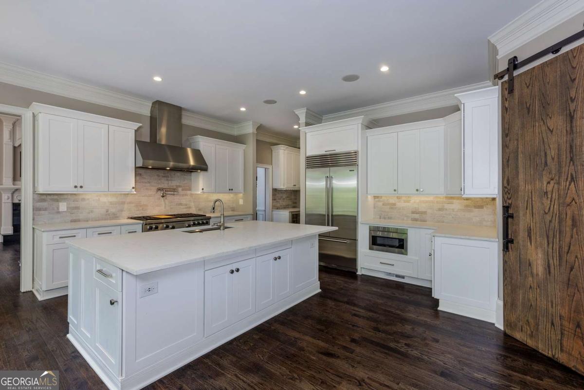 8740 Islesworth Court