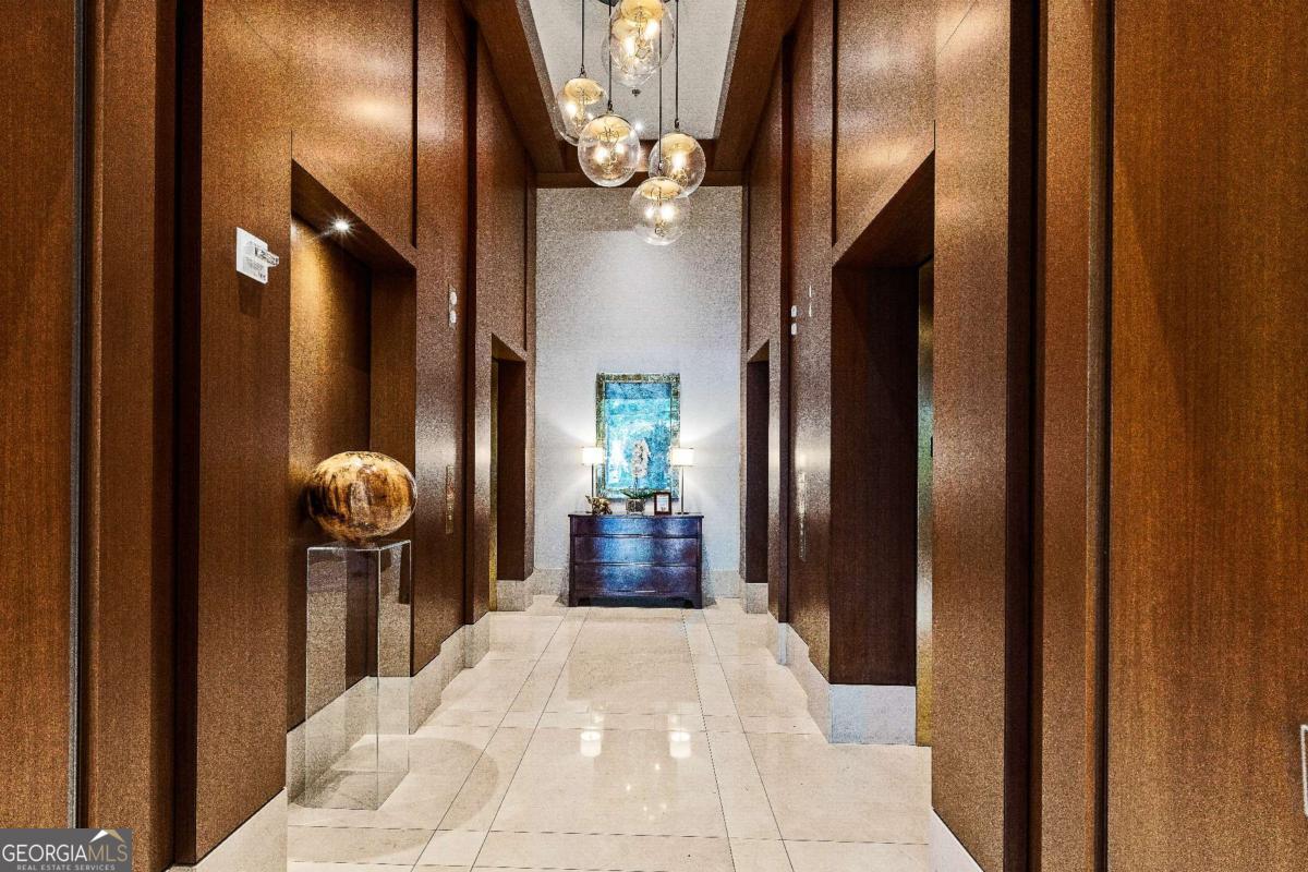 3630 Peachtree Road NE # 2404
