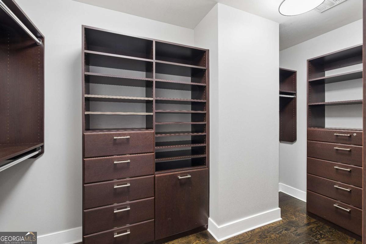 3630 Peachtree Road NE # 2404