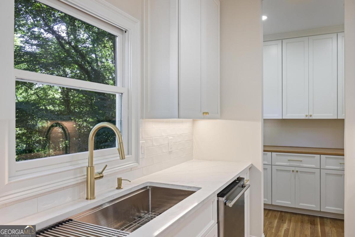 265 Galsworthy Court