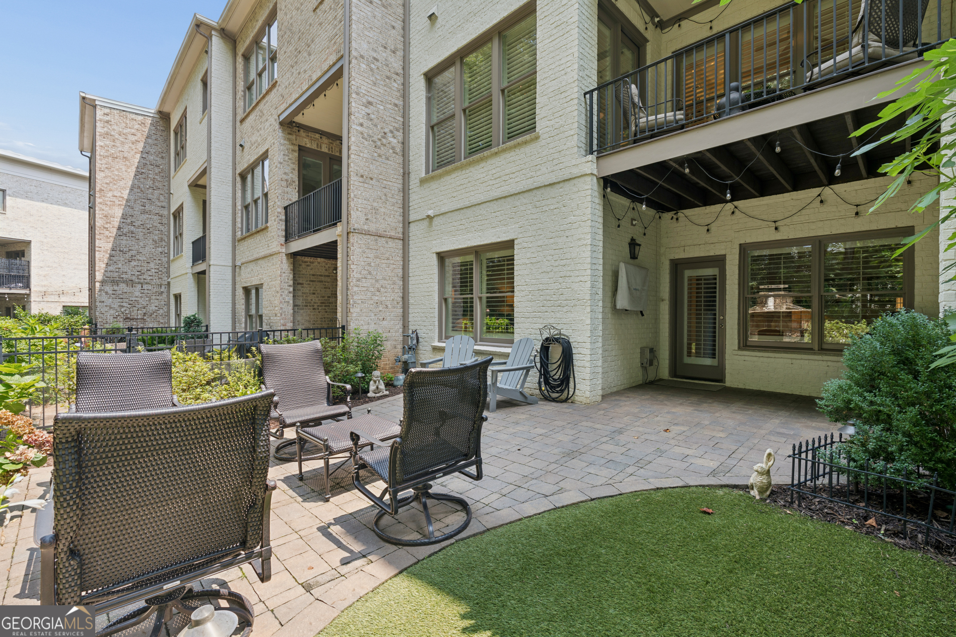 215 Marjean Way