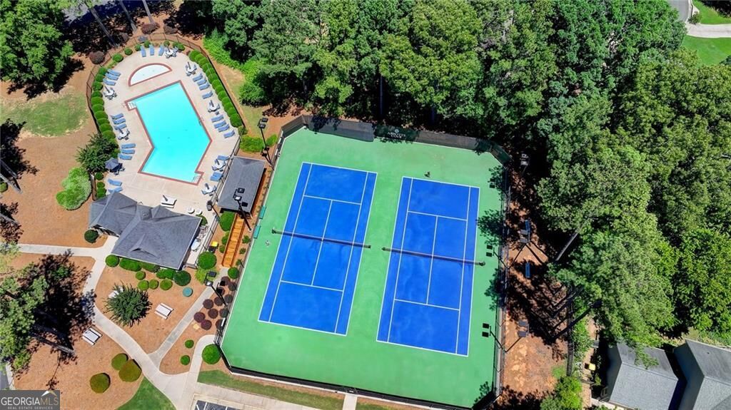 420 Dunhill View Court