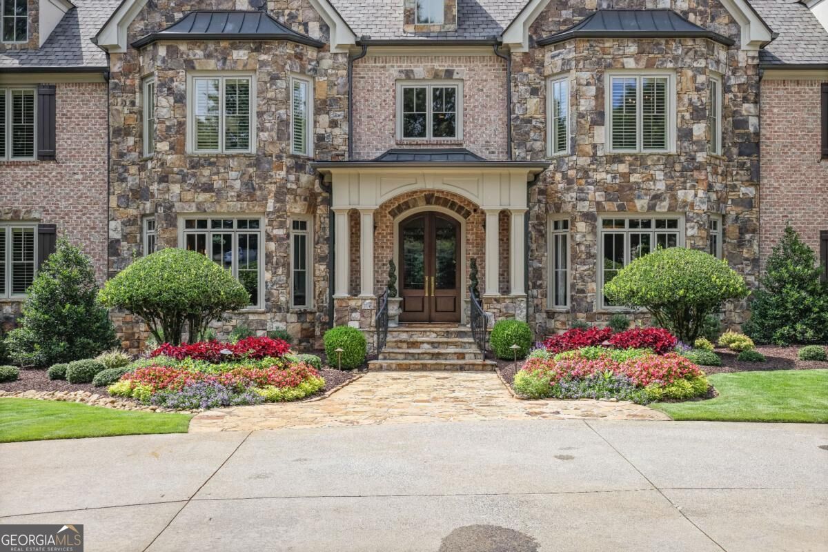 2915 Manor Bridge Drive