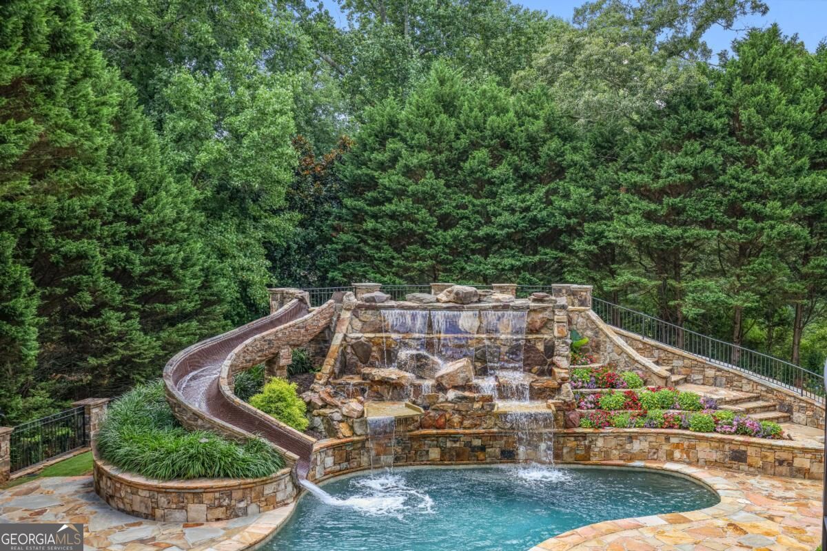 2915 Manor Bridge Drive