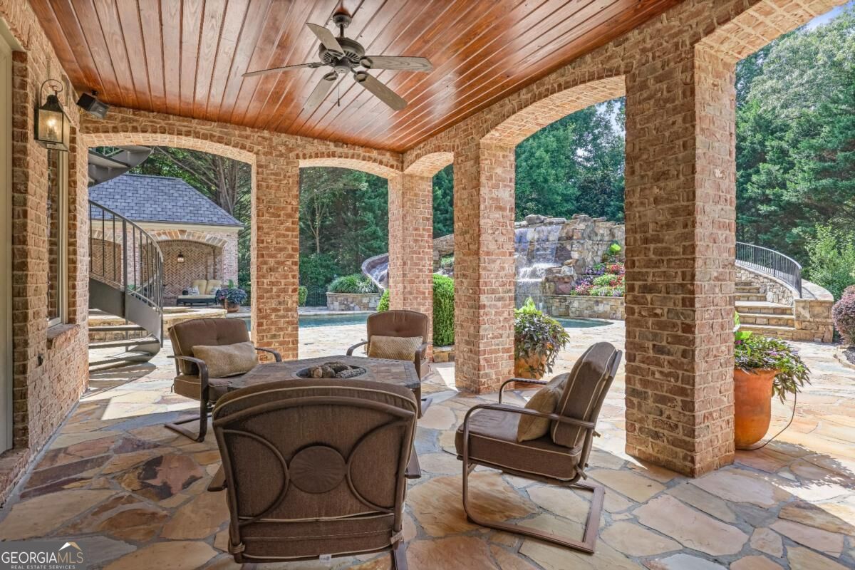 2915 Manor Bridge Drive