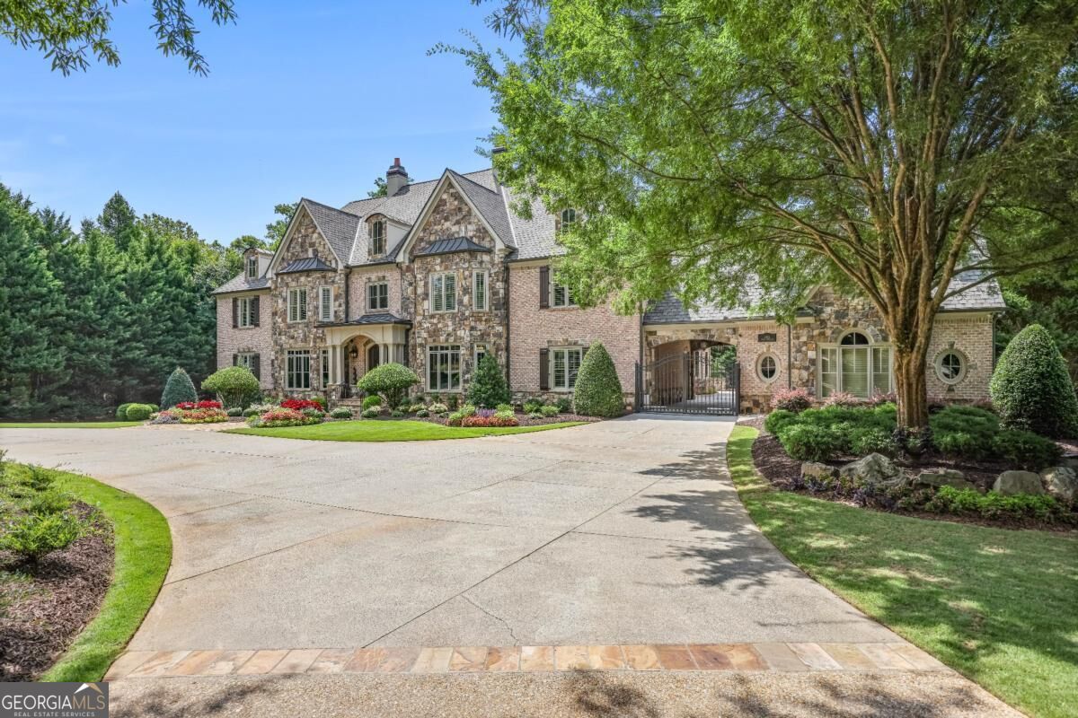 2915 Manor Bridge Drive