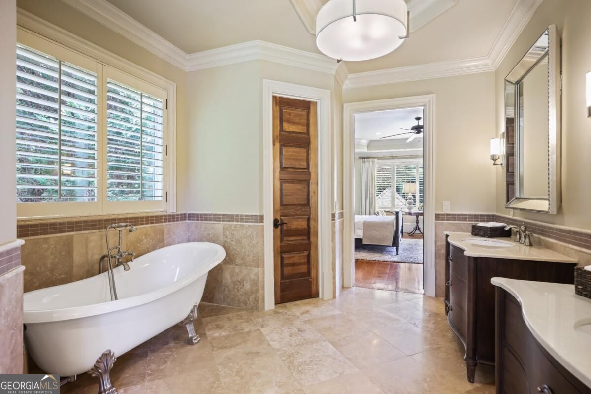 2915 Manor Bridge Drive