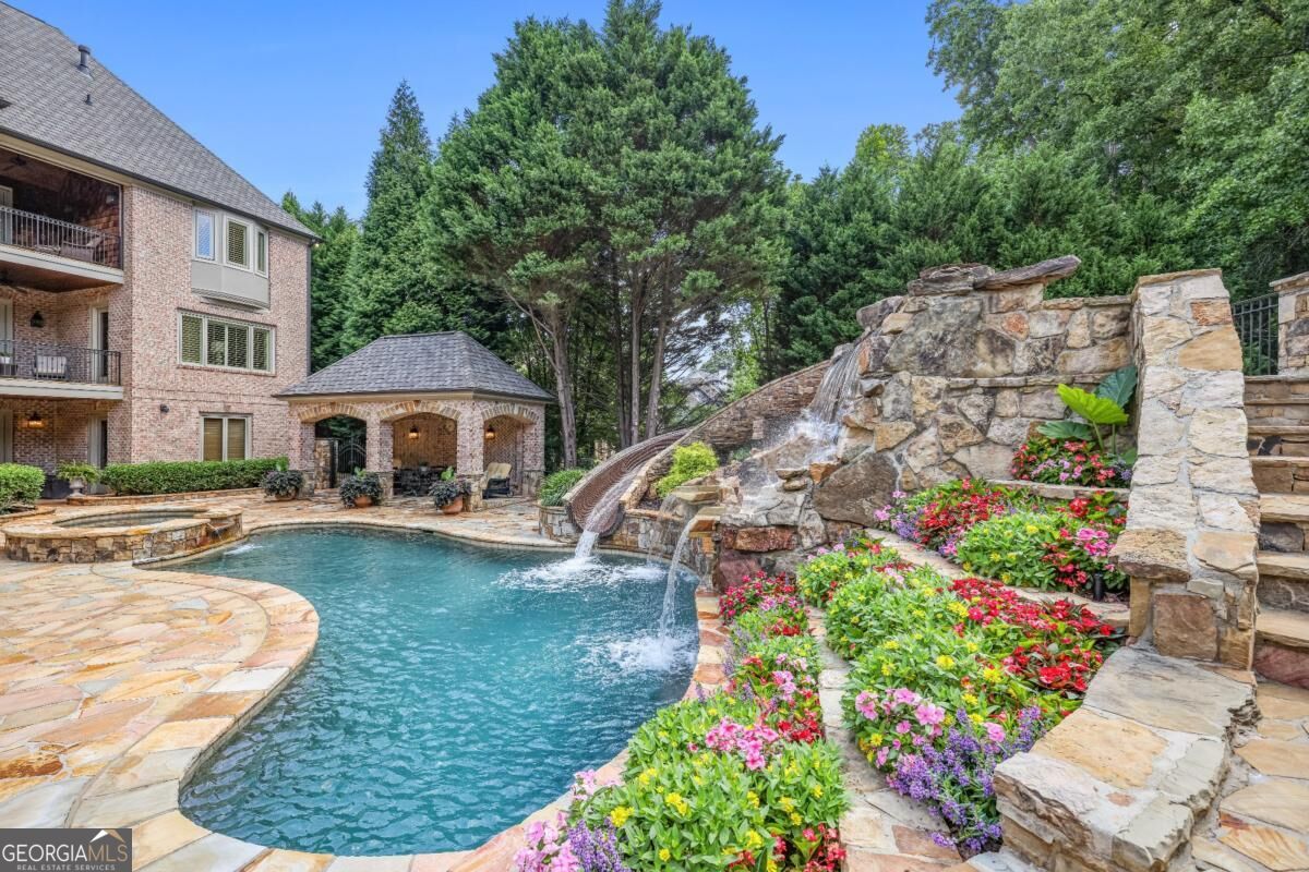 2915 Manor Bridge Drive