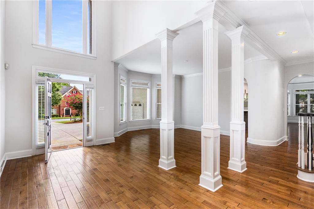 315 Waters Bend Way