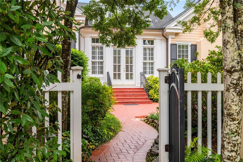 3786 Turnberry Court