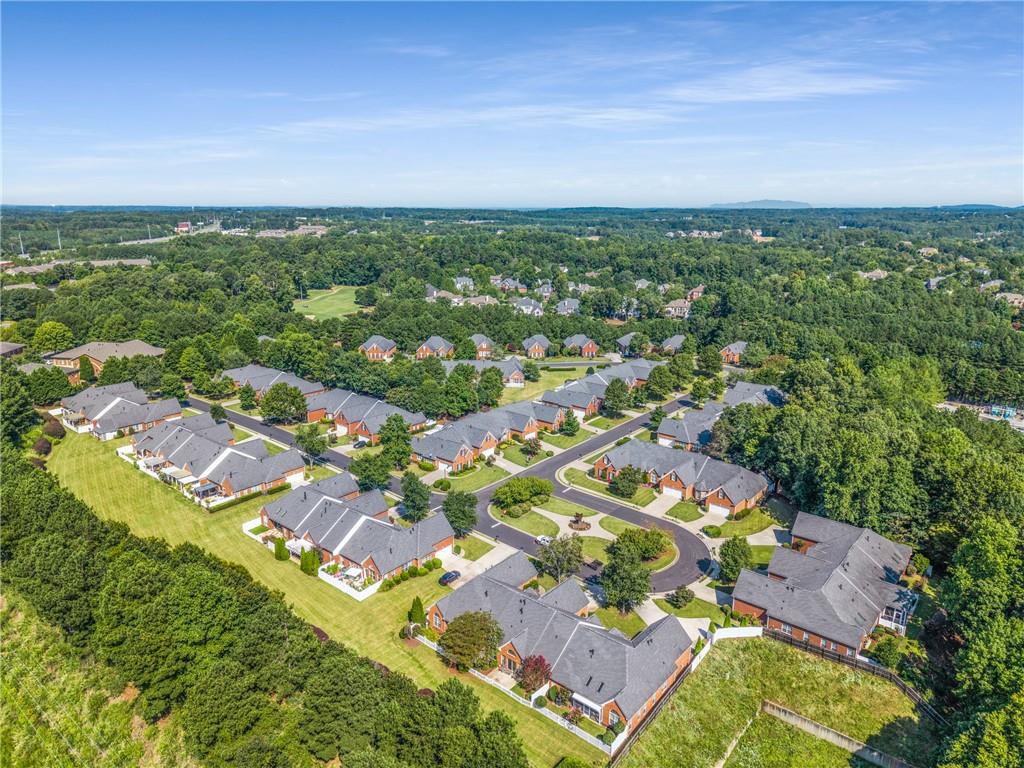 5575 Villa Lake Court