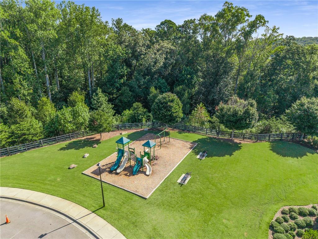 520 Walden Glen Lane