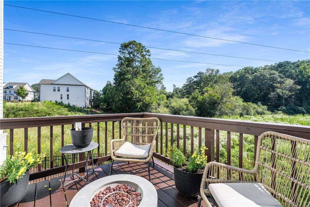 520 Walden Glen Lane