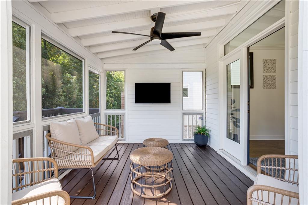 520 Walden Glen Lane