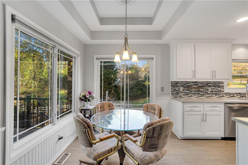 5470 Linger Longer Road