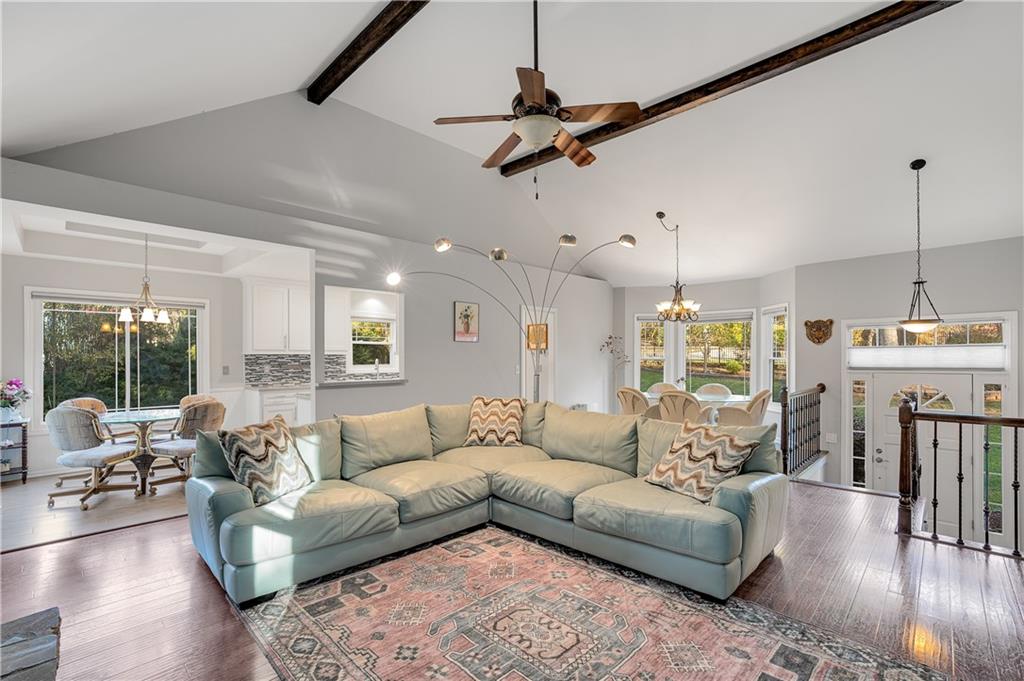 5470 Linger Longer Road