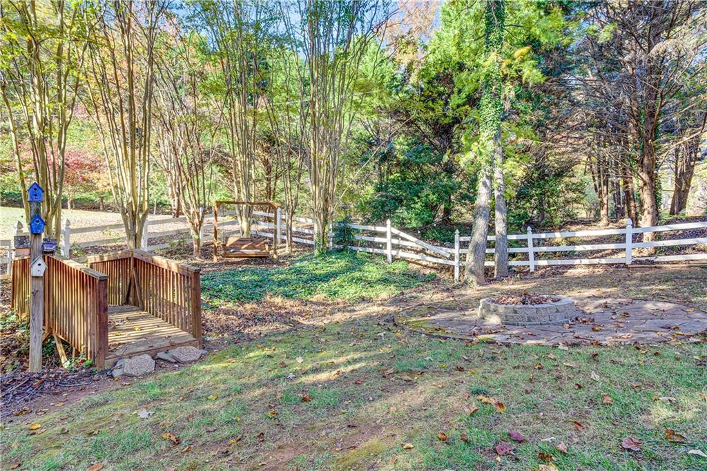 5470 Linger Longer Road