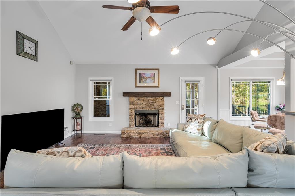 5470 Linger Longer Road