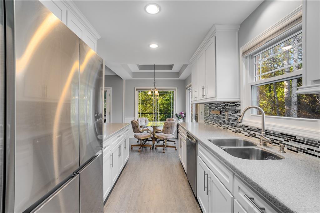 5470 Linger Longer Road