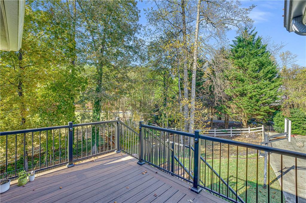 5470 Linger Longer Road