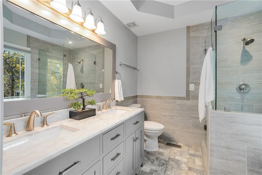 5470 Linger Longer Road