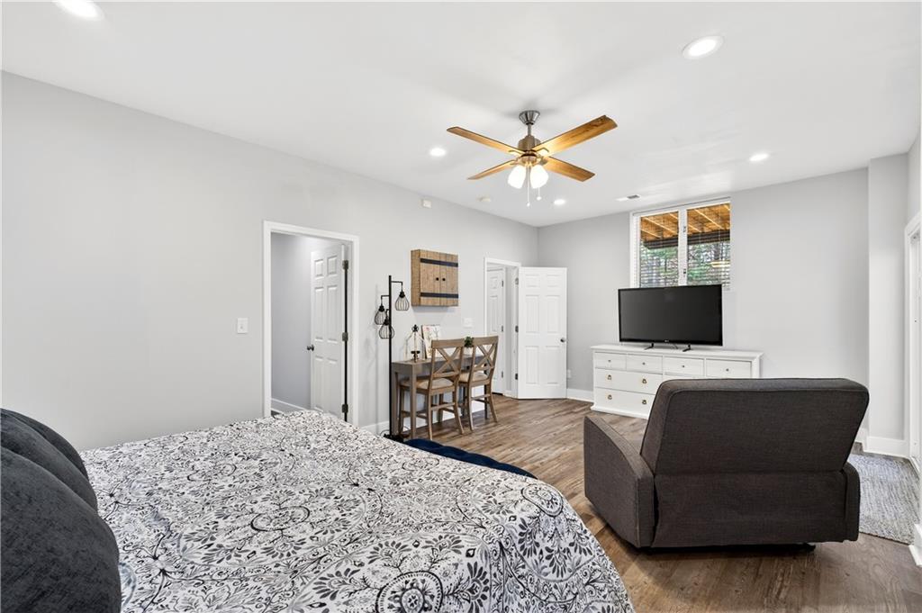 325 Saddle Creek Circle