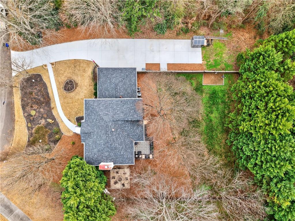 325 Saddle Creek Circle