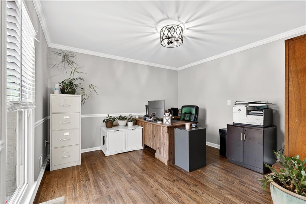 325 Saddle Creek Circle