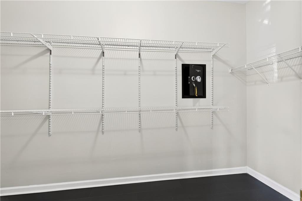 250 Haydens Walk Court