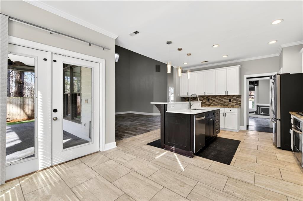 250 Haydens Walk Court