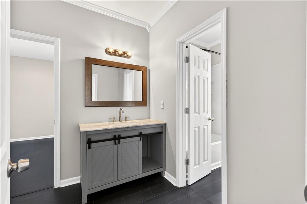 250 Haydens Walk Court